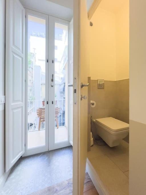 Apartment 5 Minutes Far From Colosseum